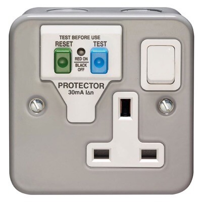 VT1108SG Volex 13A 1 Gang Double Pole Switched Metalclad RCD Socket